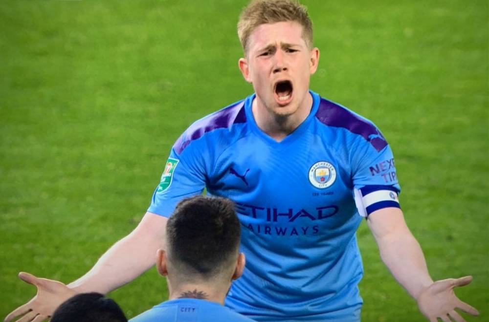 里德谈拜仁兴趣：队友会拿这事开玩笑，这不会分散我的注意力（里德回应拜仁传闻：队友常拿来开玩笑，但不影响我的专注）