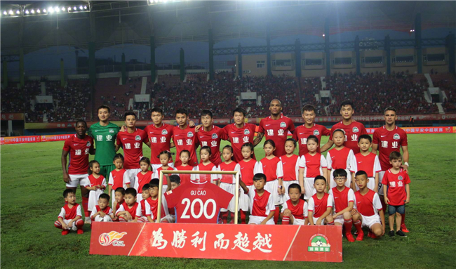 亚泰0-4国安保级希望渺茫，法比奥两射一传，塞鸟、张玉宁建功（国安4-0大胜亚泰，法比奥两射一传，塞鸟张玉宁建功，亚泰保级形势告急）