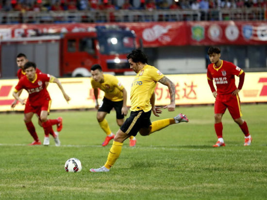 雄鹿vs篮网前瞻：托马斯继续缺席，字母哥能否率队结束7连败？（雄鹿战篮网前瞻：托马斯仍将缺阵，字母哥能否带队止住七连败？）